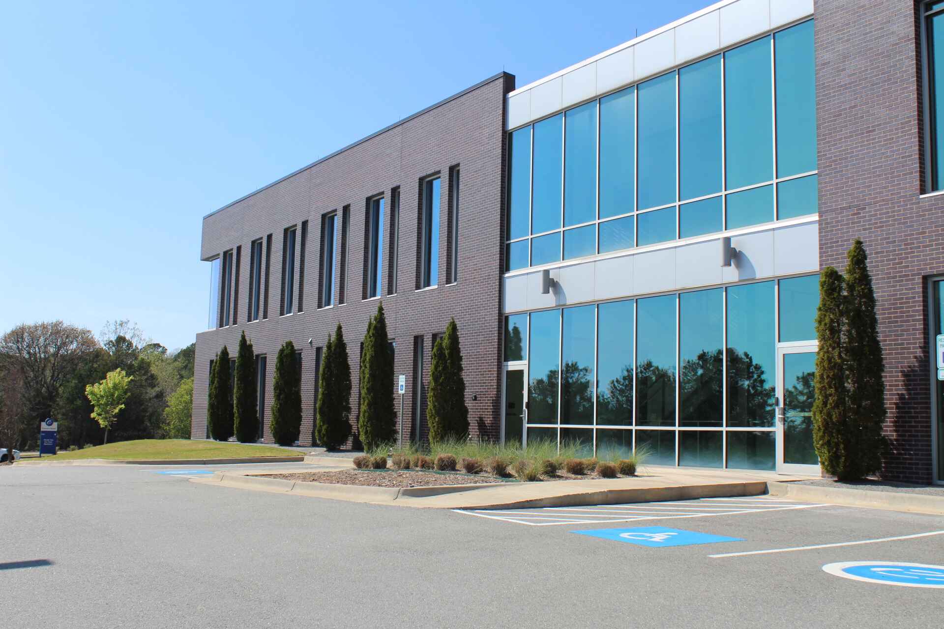 A large building with many windows on the outside.